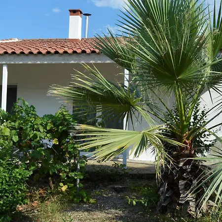 Hephaestus Appartments A3 *