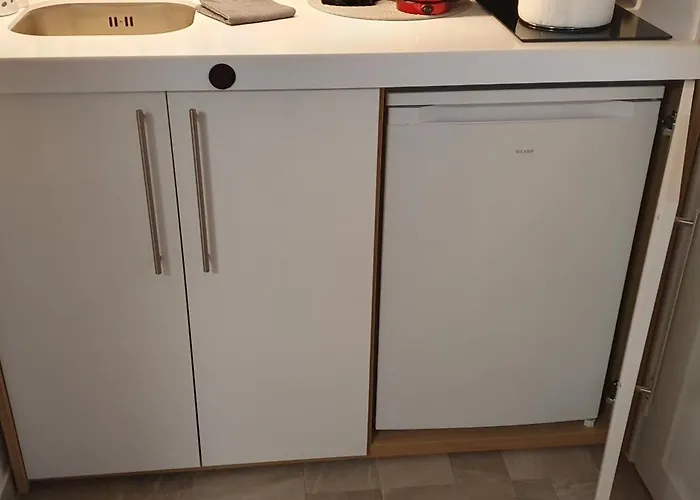 Hephaestus Appartments A3 *